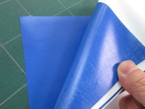 印刷面がくっつきインクが剥がれた画像です